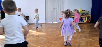 2cf9e005-0f32-4de6-ac1b-155042392de2