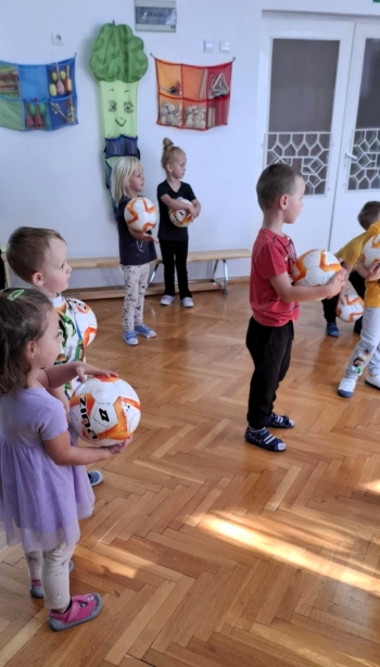 17392b4b-47cf-43c8-ae86-513cd500d976