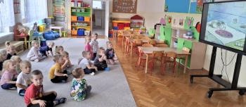 cdff195e-2b28-4f8e-b4b1-a8e30ce4efd3